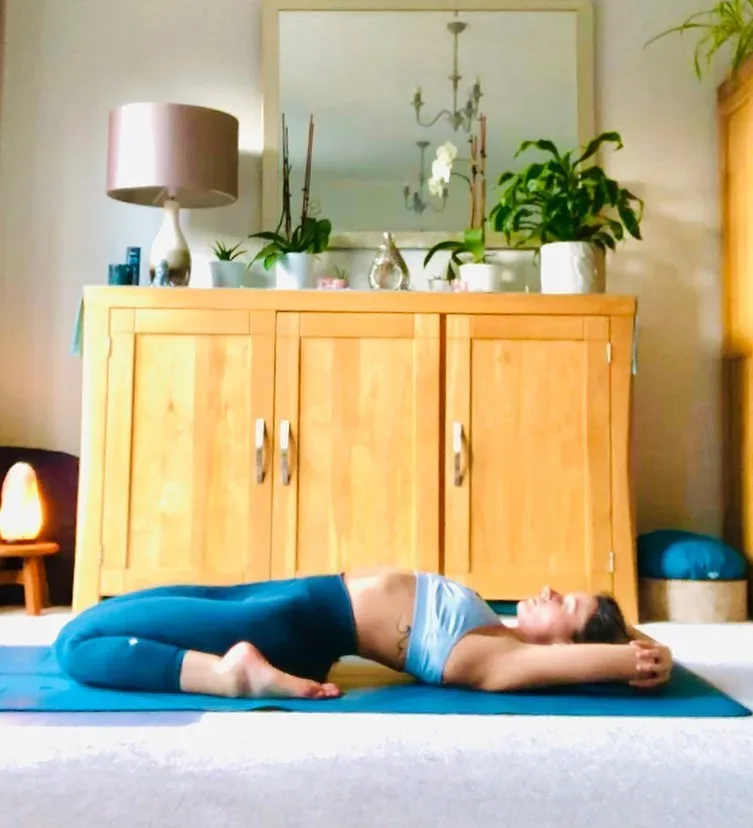 Reclining Hero Pose (Supta Virasana) yoga for backache or back pain - sharpmuscle